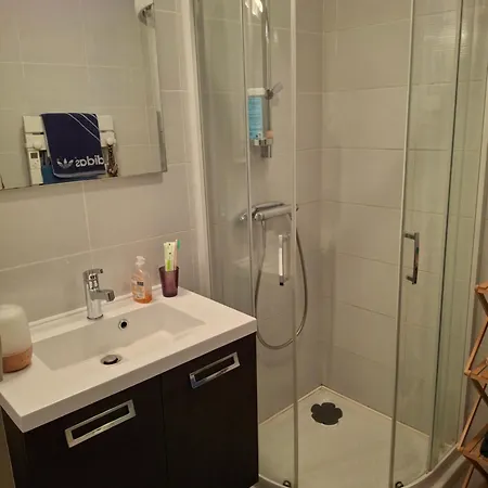 Lit Double Pres De La Loire